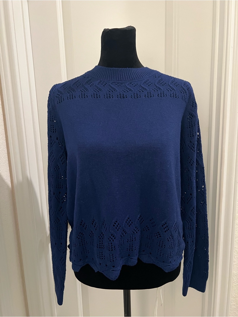 Nine West Jeans Navy Blue Open Knit Sweater Size M Scalloped Hem